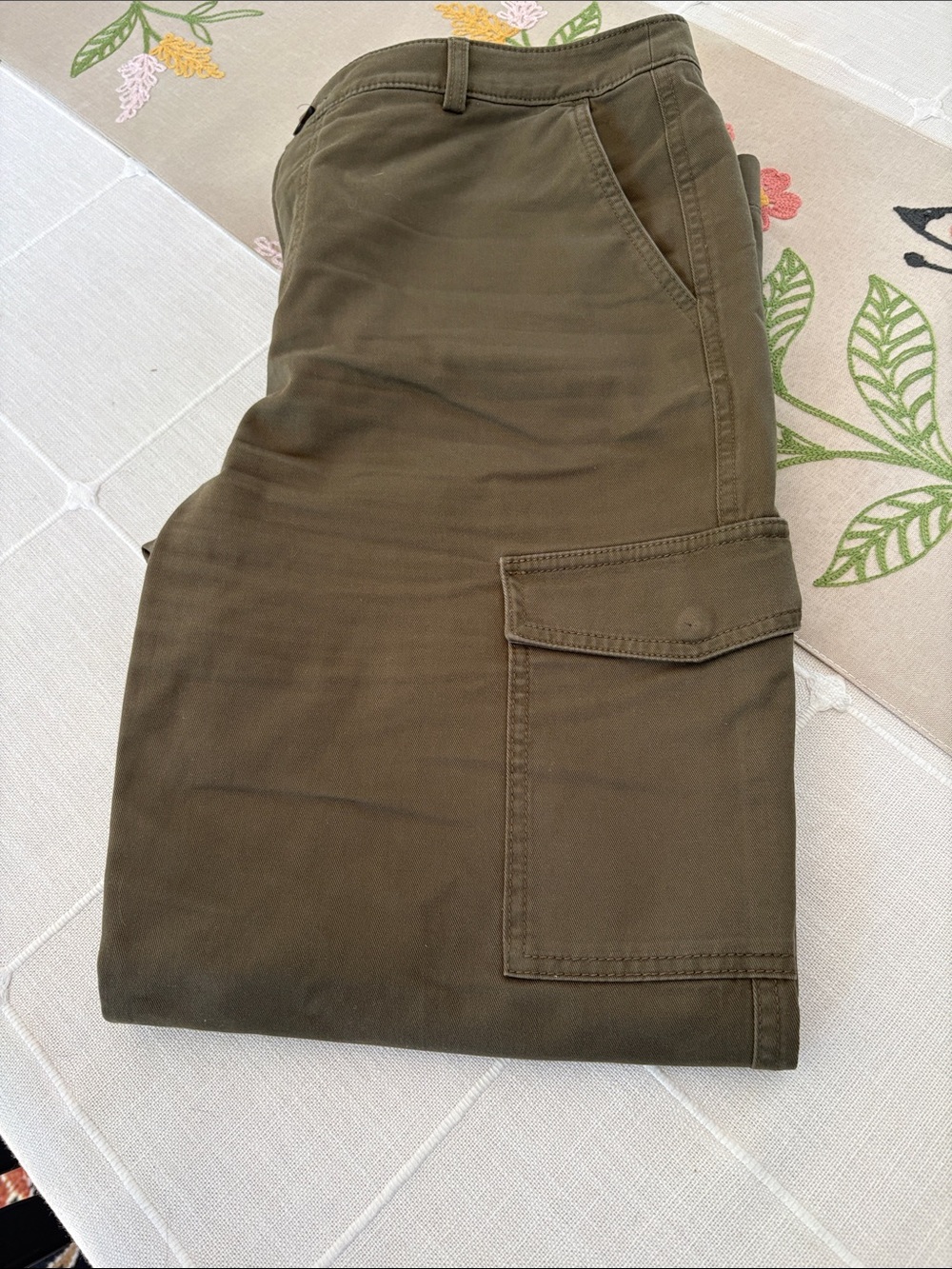 LOFT Olive Wide-leg Cargo Pant